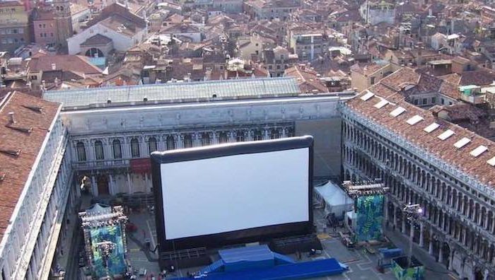 AIRSCREEN: Aufblasbare Leinwand für unvergessliches Kino