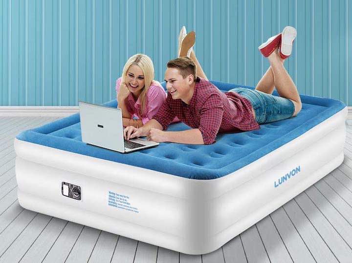 Queensize-Luftbett-von-Lunvon-mit-zwei-Personen